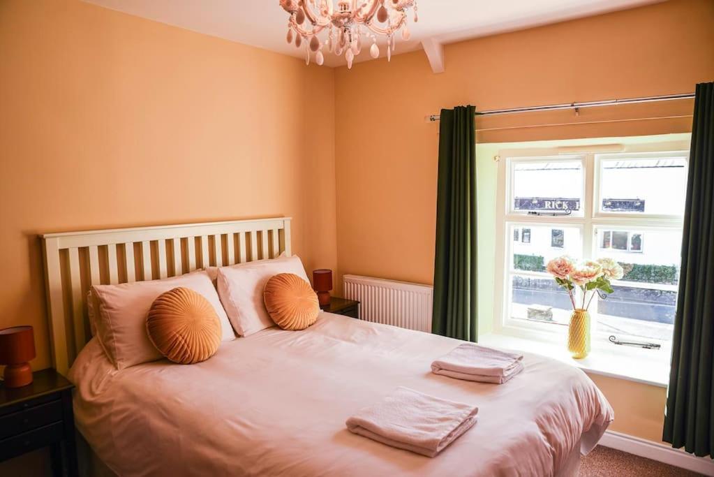 Witty Fox Cottage - 2 Bedrooms Bruton Dış mekan fotoğraf
